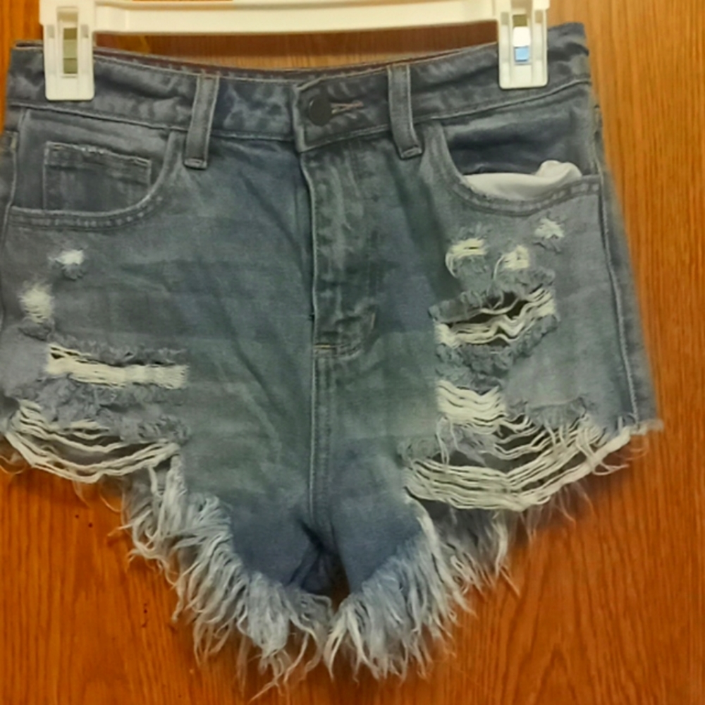 Fashuon Nova Jean shorts